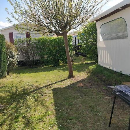 Mobil-Home Confort - Dans Le Camping De Mussonville 술락쉬르메르 외부 사진